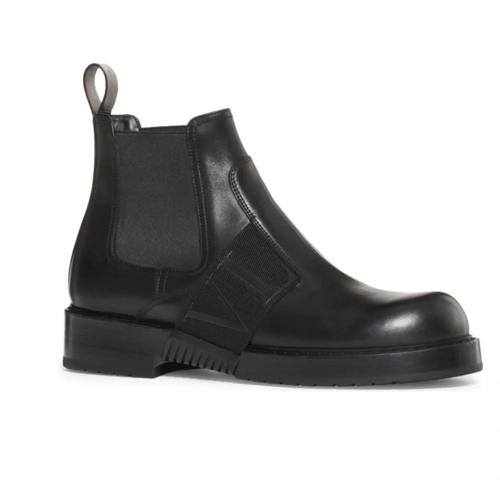 NIB $980 VALENTINO GARAVANI VLTN Strap Chelsea Boot in size 10 US / 43 EU!